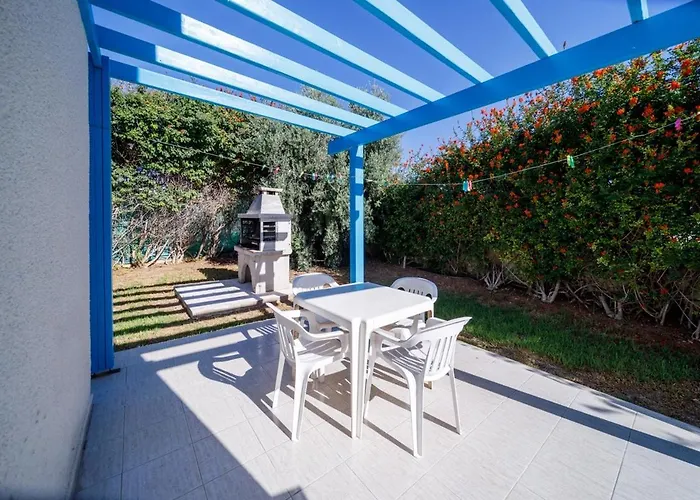 Vila Thalia By Select Coral Bay